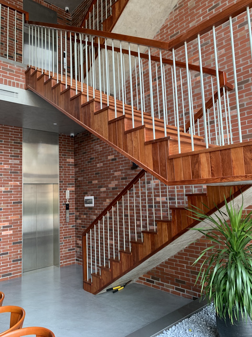 Lợi ích của việc leo cầu thang bộ